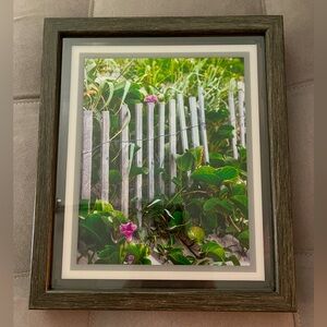 🌱🌱🤎Framed Nature Photograph with Green and Brown Accents